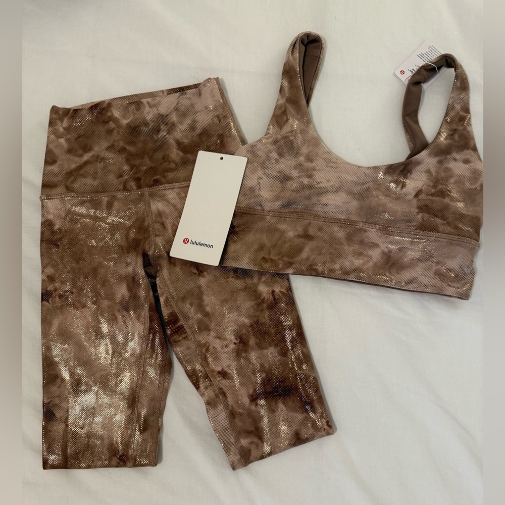 NWT Lululemon matching leggings and bra!!!